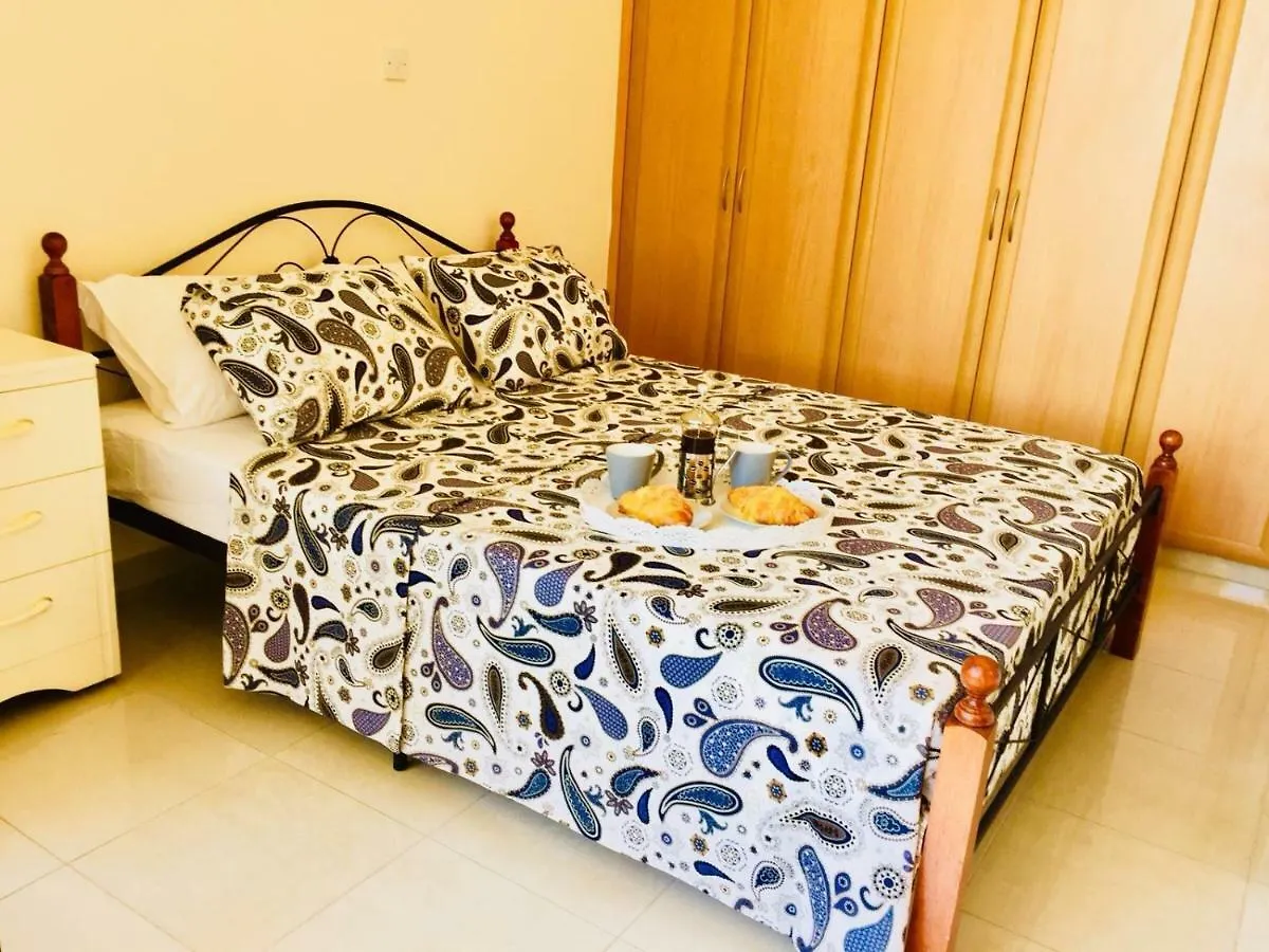 فندق لارنكافي  Mediterranean Sea View, 1 Bed Apt. قبرص